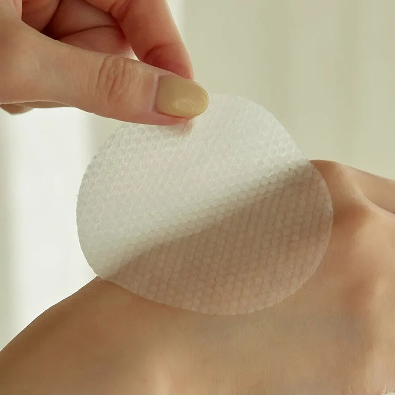 Green Tangerine Vita C Dark Spot Care Pad